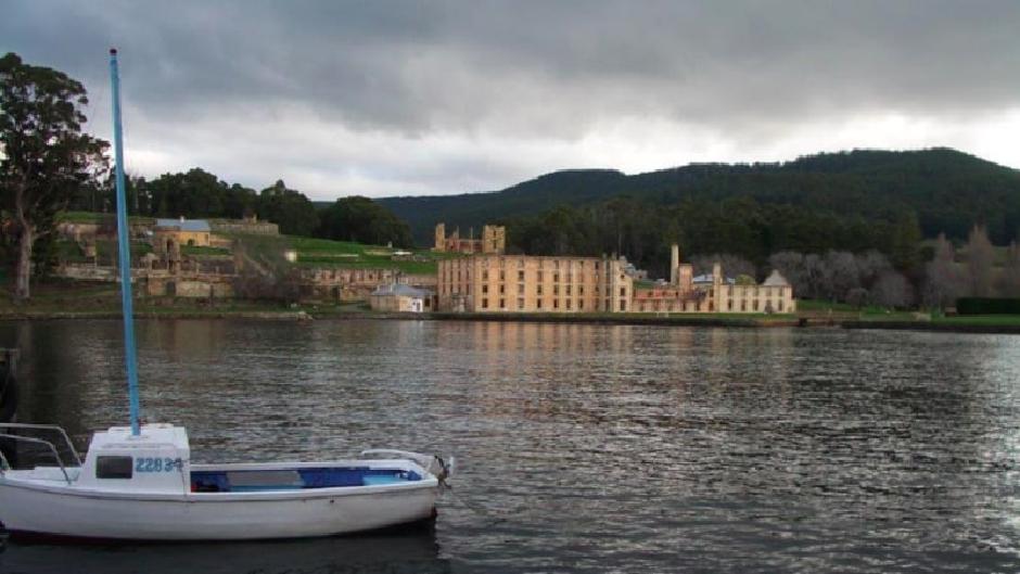 Discover the natural wonders of Tasmania and Australia's evocative Port Arthur convict site followed by a fascinating "Isle of the Dead" walking tour and cruise!